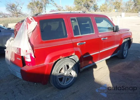 2008 Jeep Patriot Limited z USA, uszkodzony, nr VIN 1J8FF48W78D639563